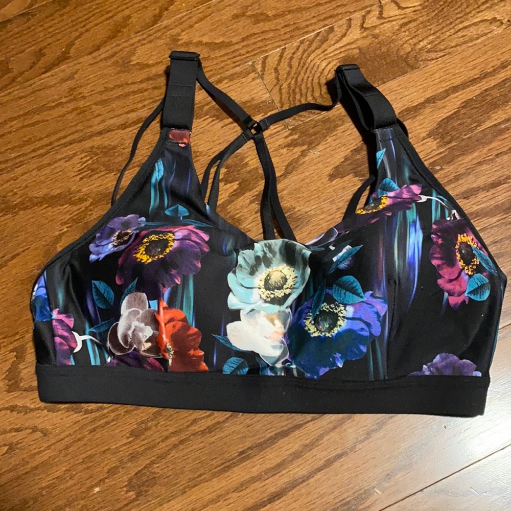 NWT, Calia, Size L, Medium support sports bra